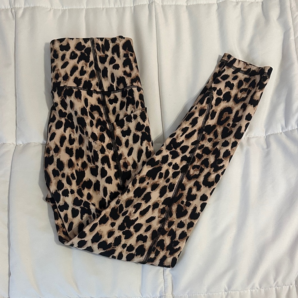 Victoria's Secret Leopard Print Leggings